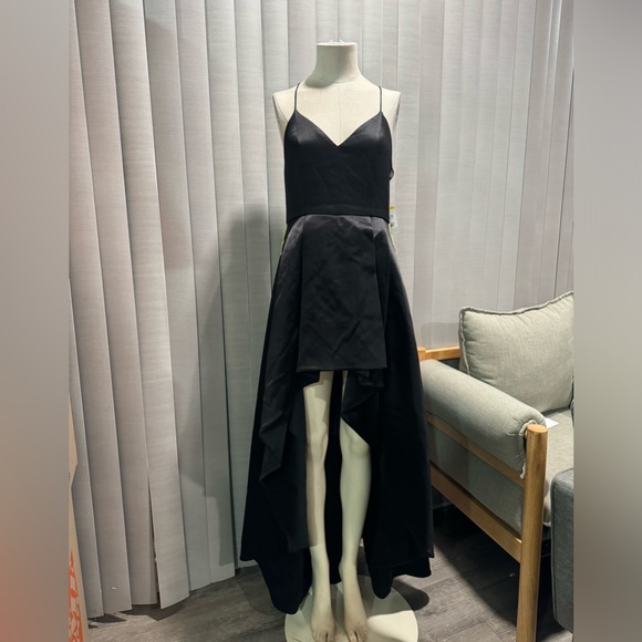 ALICE + OLIVIA by Stacey bendet dress ✨ - Picture 3 of 11